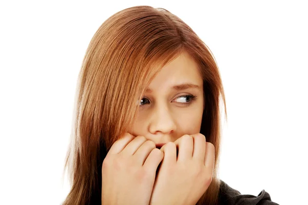 Menina estressada mordendo unhas — Fotografia de Stock