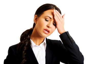 büyük baş ağrısı olan iş kadını