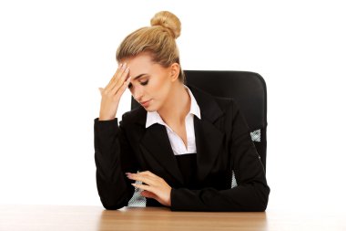 güzel işkadını having büyük baş ağrısı