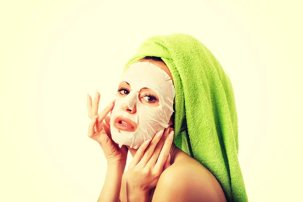 Caucasian woman with face mask — Stock Photo, Image