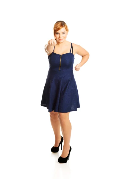 Overweight woman with her fists up — Stock Photo, Image