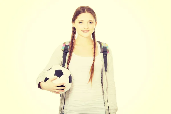 Mujer joven con balón de pie . —  Fotos de Stock