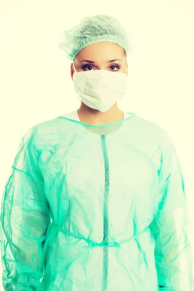 Retrato de un médico con máscara protectora —  Fotos de Stock