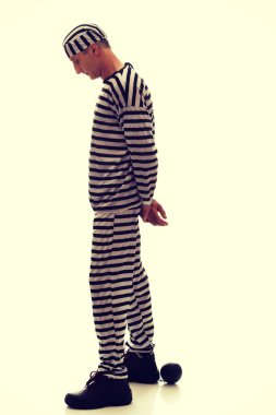 Beyaz adam mahkum suçlu zinciri topu ile