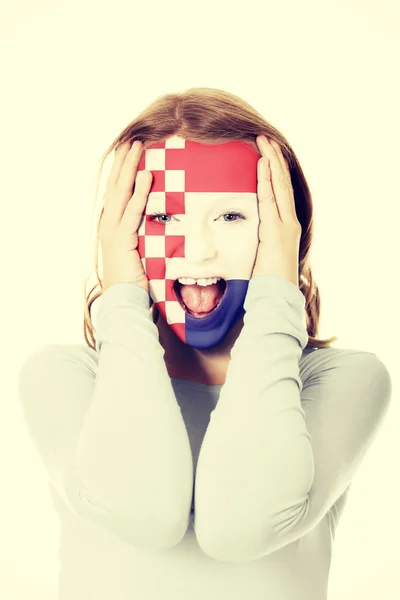 Dames gezicht beschilderd met vlag van Kroatië. — Stockfoto