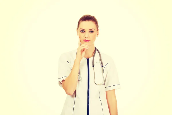 Médecin féminin réfléchi . — Photo