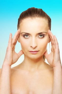 Kadın ile yapmak onun yüzüne dokunmak.