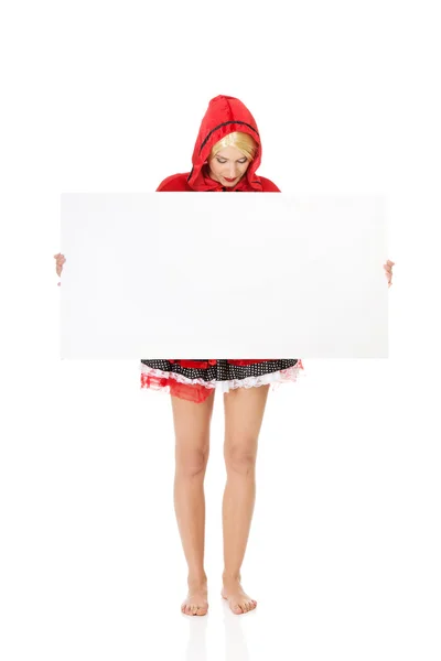 Mulher como um Capuchinho Vermelho . — Fotografia de Stock