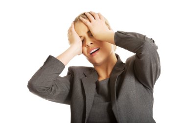 Kamuflaj için kadın yüzünü kaplayan