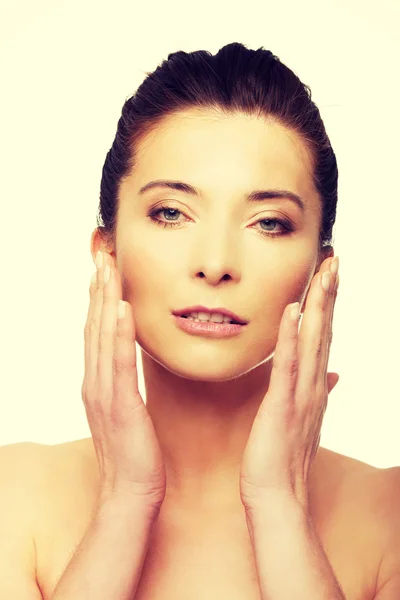 Wellness-Frau mit Make-up im Gesicht. — Stockfoto