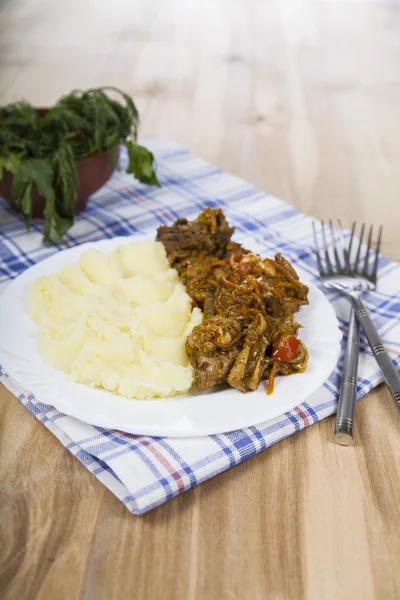 Chakhokhbili - stew bird, widespread in the Caucasus. — Stock Photo, Image