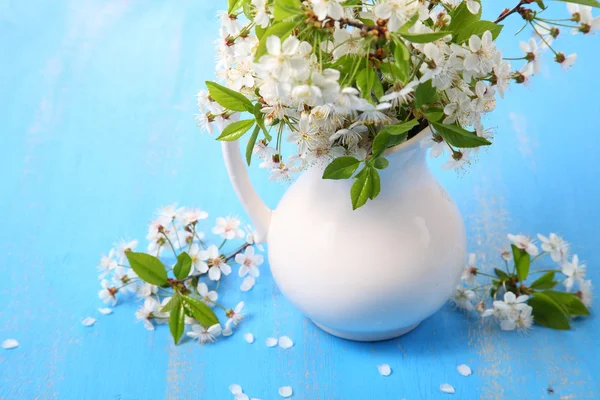 Bouquet di fiori di ciliegio — Foto Stock