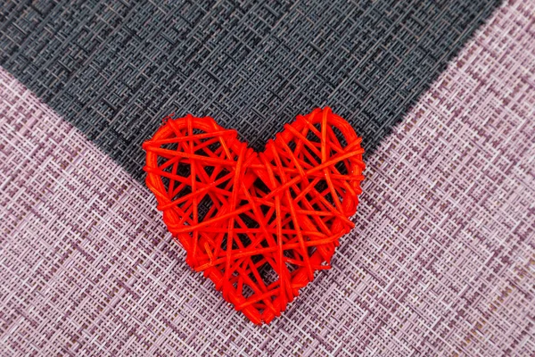 Два Красных Сердца Черно Розовом Фоне День Святого Валентина Место — стоковое фото