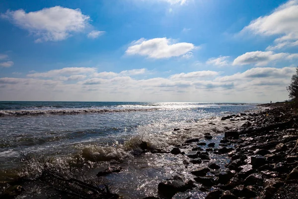 Hermoso Paisaje Marino Grandes Rocas Surf — Foto de Stock