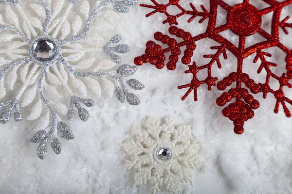 雪花在雪地里飘扬 圣诞节背景 — 图库照片