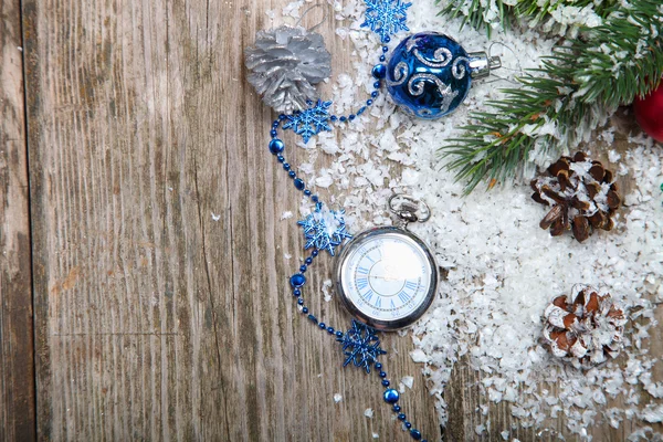 Décorations de Noël et horloge i — Photo