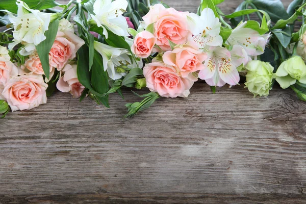 Bouquet of pink and white flowers — Stock Photo, Image