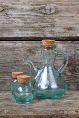 Boş şişeleri ve bankalar