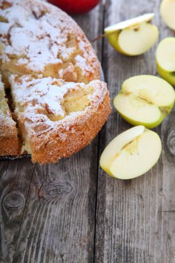 elmalı turta ve elma