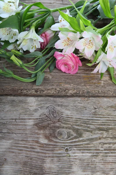 Bouquet of pink and white flowers — Stock Photo, Image