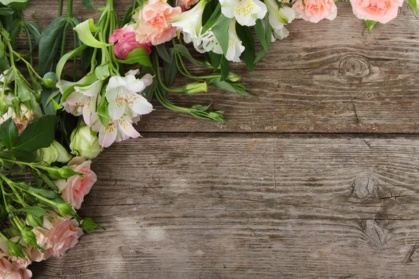 Hermoso ramo de flores diferentes —  Fotos de Stock