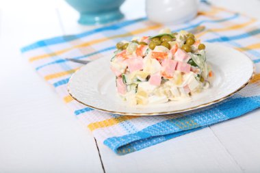 salata olivier