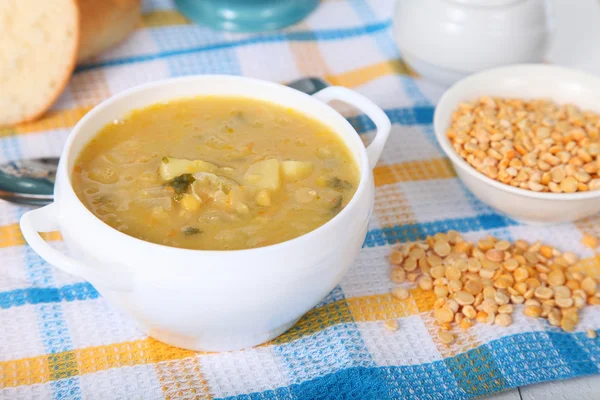 Sopa de guisantes —  Fotos de Stock