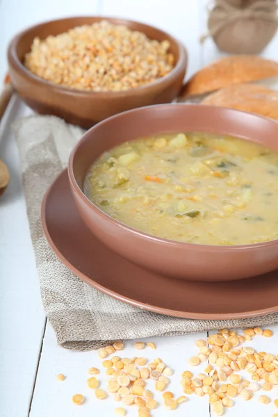 Вкусный гороховый суп — стоковое фото