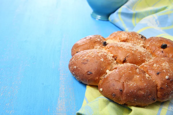 Brötchen in Form von Gänseblümchen — Stockfoto