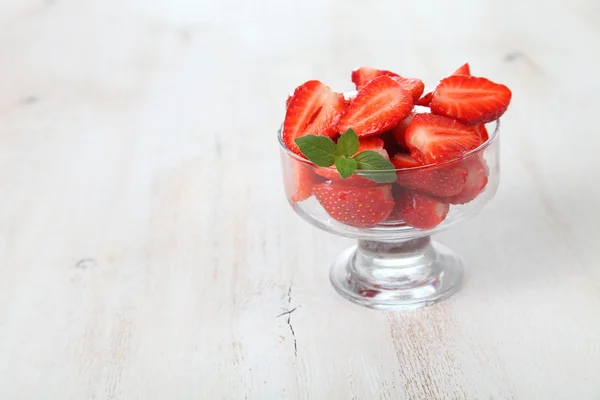 Rijpe aardbeien — Stockfoto