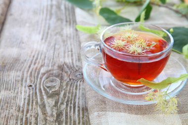 Kireç ile bitkisel çay