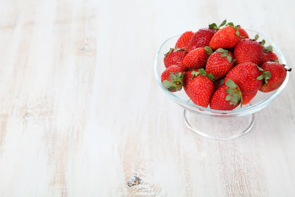 Reife Erdbeeren — Stockfoto