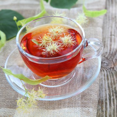 Kireç ile bitkisel çay 