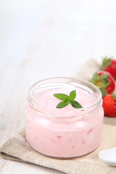 Yogurt alla fragola — Foto Stock