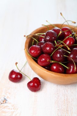 Olgun Kiraz ahşap kase 