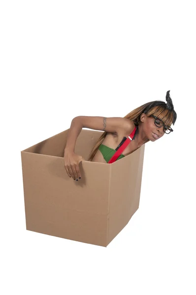 Nő egy dobozban — Stock Fotó