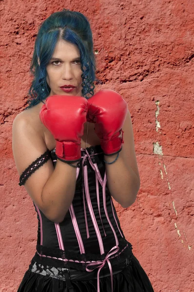 Uma mulher Boxe — Fotografia de Stock