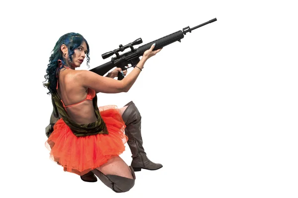 Donna con fucile d'assalto — Foto Stock