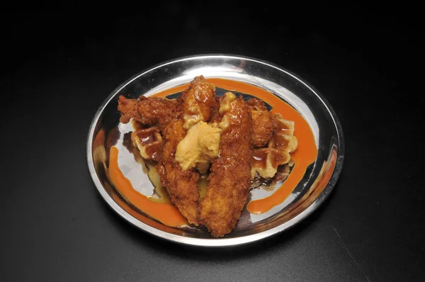 Delicious American Dish Known Chicken Waffles — Stock Photo, Image