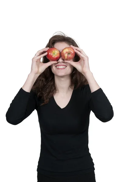 Frau mit einem Apfel — Stockfoto