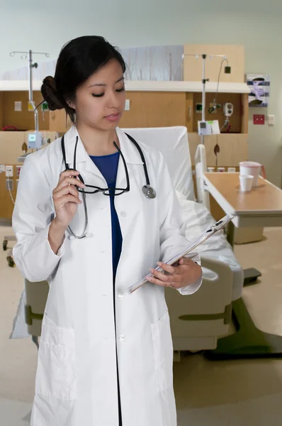 Beautiful Woman Surgeon — Stock Photo, Image