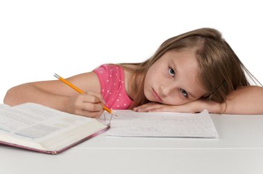 Ödev yapan kız