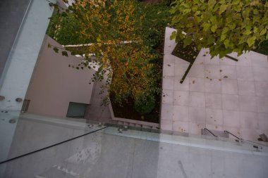 Çağdaş, güzel, modern Beyaz Saray dış görünüşü.