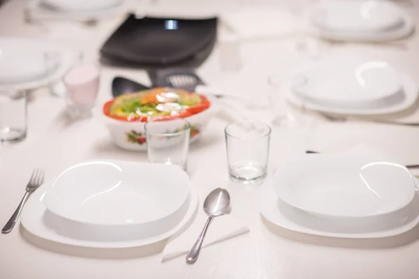 Mesa pronta para o almoço — Fotografia de Stock