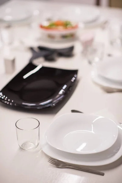 Table ready for lunch — Stock Photo, Image