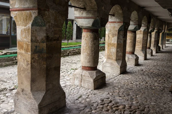 Old pillars. stone building. High quality photo — Stock Photo, Image