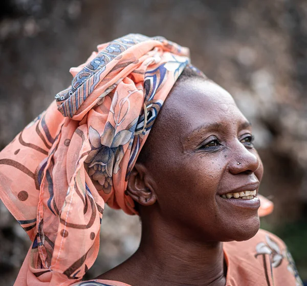 Black African senior beautiful woman with scarf outdoors portrait — Zdjęcie stockowe