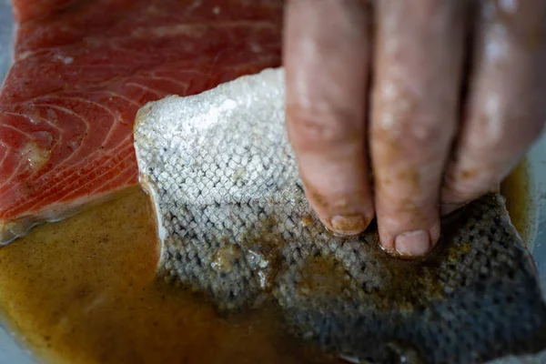 야채로 맛있는 생선 요리 — 스톡 사진