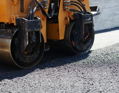 Asfalt inşaat zor iş