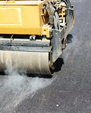 Asfalt inşaat zor iş